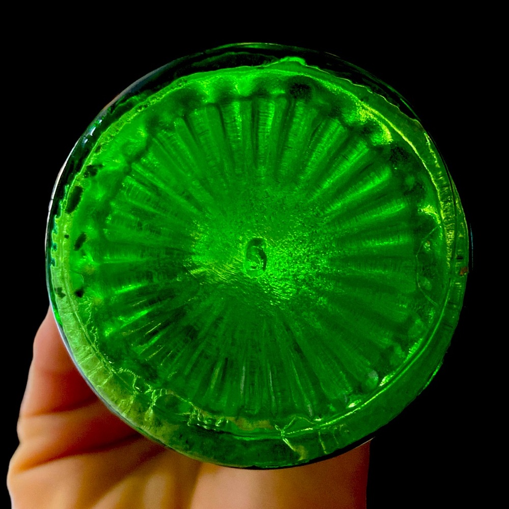 Vintage emerald green glass vase 8”